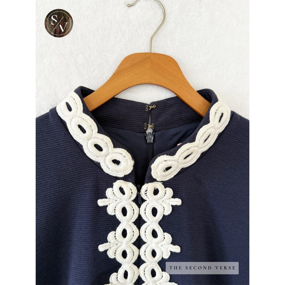 Lilly Pulitzer Calista Navy Dress With White Lace Accent Size Large - Picture 4 of 11